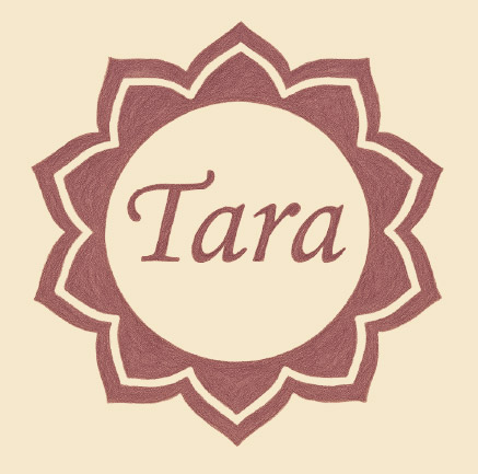 Tara logo-web Wij zijn Tara, dé spirituele cadeauwinkel van Amersfoort en Harderwijk! Ons doel is om een fijne, rustige sfeer te kunnen bieden. Een plek waar je even kunt ontsnappen aan de drukte van de winkelstraten, waar je lekker rond kan kijken zonder stress.